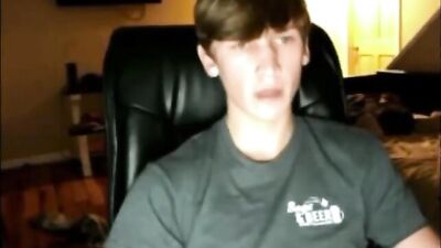 Gay Porn Video - Hot Boy Wanking Adventure!