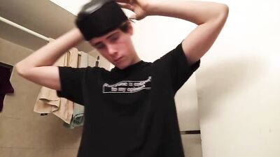 Joshs Hottest Underwear Flexing Showers - Blond Muscle Boys Solo!