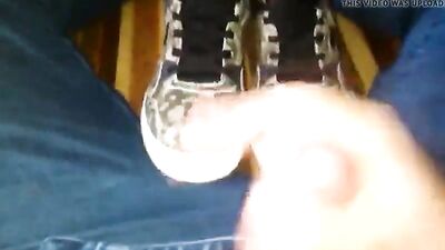 Skater Twink Spunk Party: Cumming on Trainers with Friends!