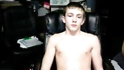 Handjob Web-Cam Boy with a Boner