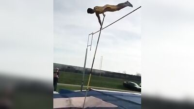 Gay Muscle Boys Straight Boys: When the Cock is too Big