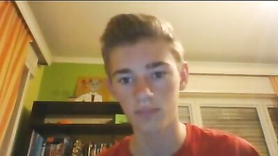 Young and Huge on Cam! A Dutch Boys Web-Cam Solo Adventure