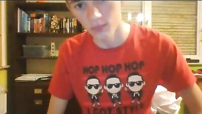 Young and Huge on Cam! A Dutch Boys Web-Cam Solo Adventure