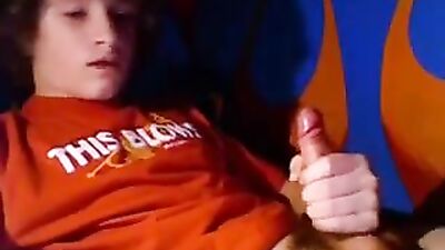 Big Cocks Bisexual Pleases Again!