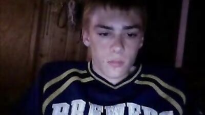 Brewers Fan: Hardcore Gay Porn Action in the Field!