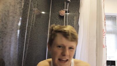 Amateur Bliss: Shower Time Dance & Sing-Off!