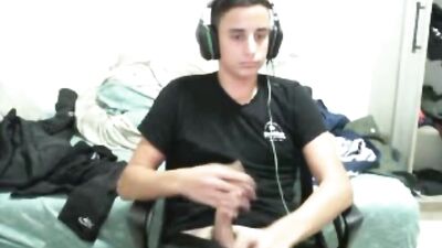 Headphoner: The Ultimate Gay Porn Experience