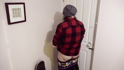 Sk8er Boy Cumshot Revenge: Saggy Ass and Epic Fail!