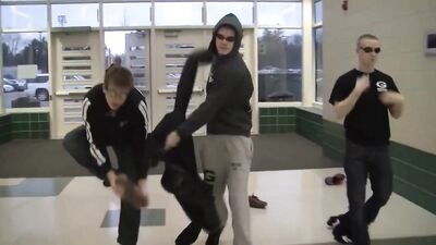 Muscle Boys in the Pool - Hardcore Straight Action!