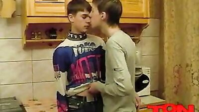 Exploring Cumshots with Cute Boys!