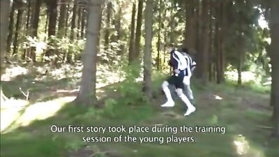 Sucking Fellows in Gay Porn Paradise