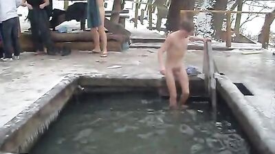 Freezing Cold Outdoor Public Sex with Straight Boys!
