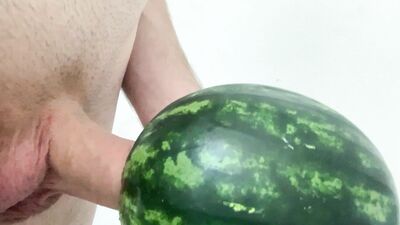 First Melon Fuck: The Amateurs Guide to Big Cock First Times - Sound: 0n!