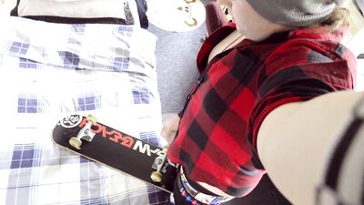 SELFIE CUM BOYS PLAYTIME!