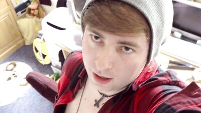 SELFIE CUM BOYS PLAYTIME!