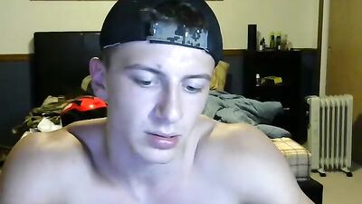 Hot Chaturbate Muscle Boy: Big Cocks Solo Show!