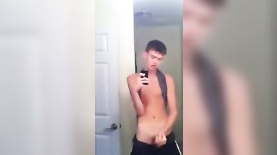 SELFIE BATE: The Ultimate Gay Porn Experience