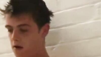 Justins Web-Cam Debut - An Eighteen Year Old Explosion