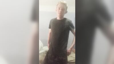 Gag Amateur Web-Cam : Stroke Your Ego!