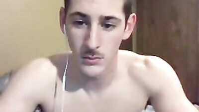 Young Hungry Flexible Top With Huge Thick Dick Camming For Web-Cam Action