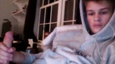 Hoody Boys Gay Porn Adventure: Exploring the Wild Side of Men in Hoodies