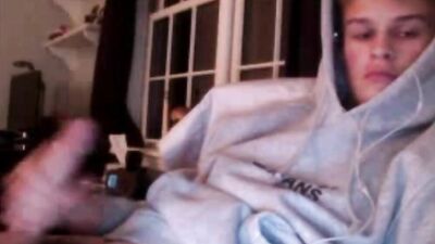 Hoody Boys Gay Porn Adventure: Exploring the Wild Side of Men in Hoodies