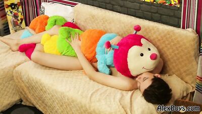 AlexBoys: Lulus Amateur Ass-Play Adventure!