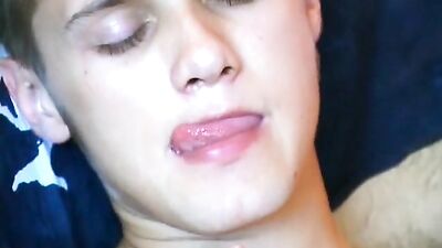 Sensual Twink Bed Session with Blond Boys Cum Shots!