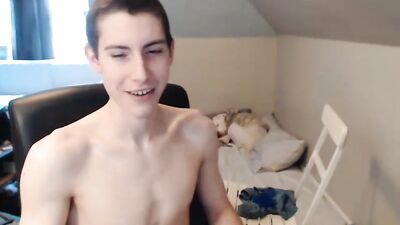 Young Webcam Wanker Teases Big Cocks in Online Debut!