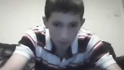 Chav Smokes and Jerks-Off: The Ultimate Amateur Cum Shot