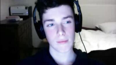 Horny Web-Cam Boys Cum Shots Straight Video!