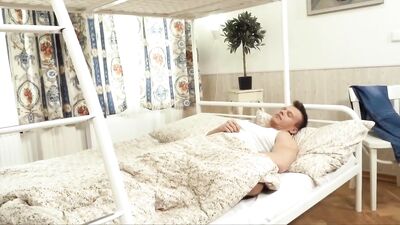 Gay Porn Hunt: Are you waiting for me here? - Big Cocks Action