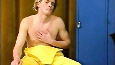 Mans Best Woellchen: A Gay Porn Video with Explosive Pleasures!