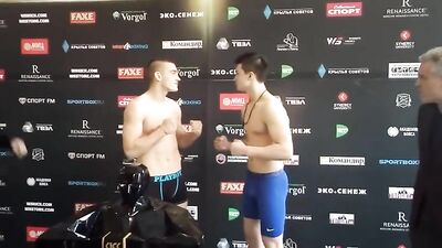 Muscle Worship: The Exact Weight of the Athlete 2