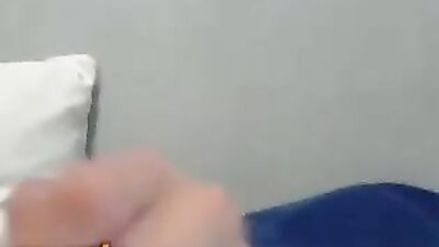 Fingering and Cumming: The Ultimate Gay Porn Experience!