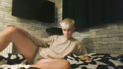 Blond twink real amateur boys fun - Explore the wild side with these fresh and young boys!