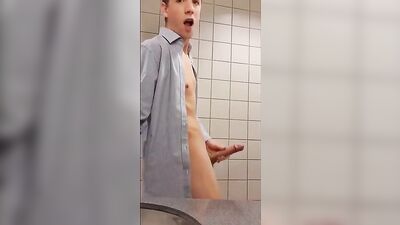 Handjob Hottie Cums Again - Big Dick Boy Webcam Fun