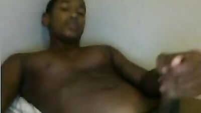 Young Gifted Blocky Boy Homemade Gay Porn