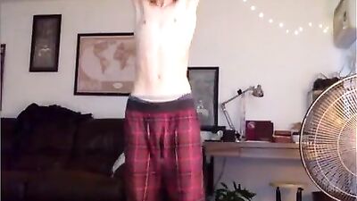 Beautiful And Hot Cum Shots Handjob Solo - A Gay Porn Video Of Erotic Delight