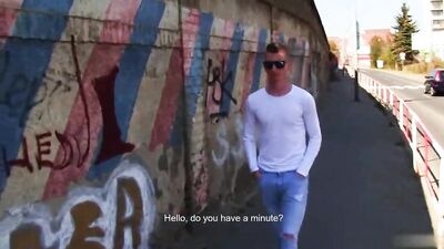 Gay Bareback Boy in Outdoor Sex!