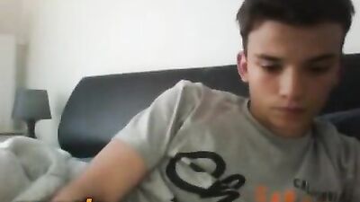 California Boy Masturbates in Public!