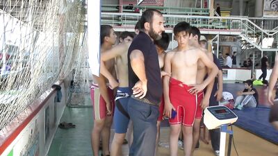 Gay Muscle Wrestling: Weighing In