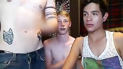 Gay Twinks on Cam Reunion: Hottest Hunks Making Love and Exploring Their Wild Sides!