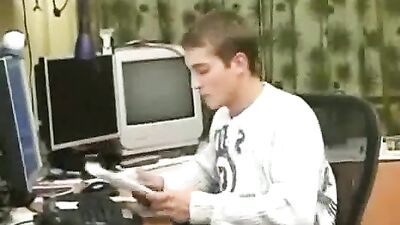 Office Fuck: Bareback Action Ass Play