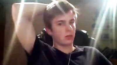 Jerking Off on Cam: Cum Shots and Handjob Solo!