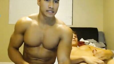 Hawaiian hottie nuts on best friends face