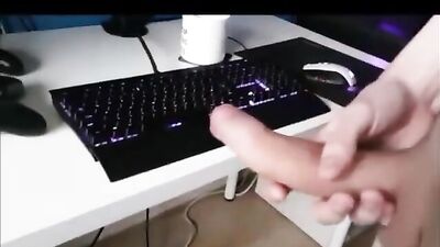 Teen jerking his huge stiffie