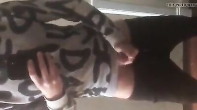 Huge cum squirt