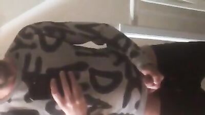 Huge cum squirt