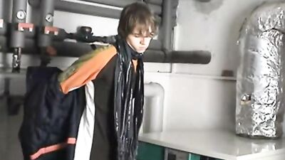 Flo Jerksoff In Basement